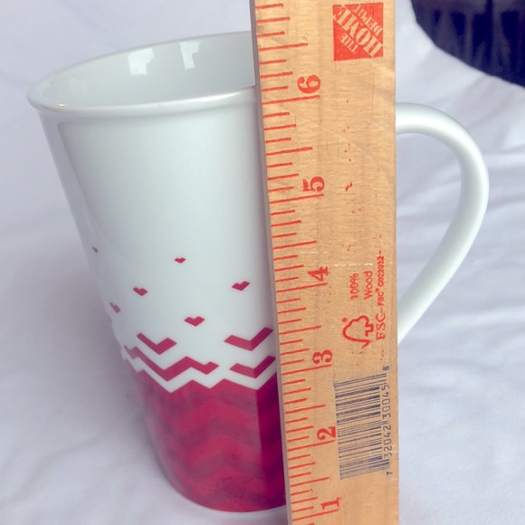 Starbucks 22 Ounce Valentine Chevron hearts coffee cup 2013 - Picture 5 of 6